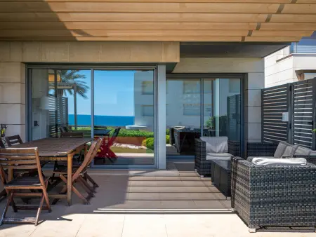 Maison 4 chambres avec piscine, 100 m de la plage à Torredembarra - Photo 4
