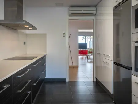 Maison 4 chambres avec piscine, 100 m de la plage à Torredembarra - Photo 15