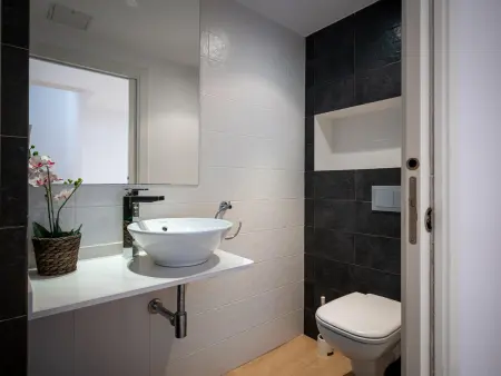 Maison 4 chambres avec piscine, 100 m de la plage à Torredembarra - Photo 17