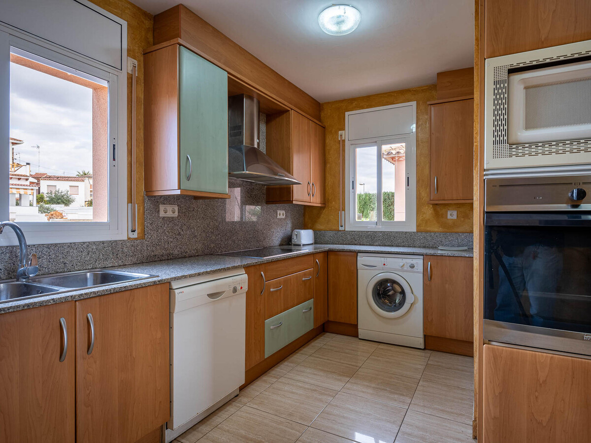 Maison 8 pers. Creixell : piscine, 3 terrasses, garage - Photo 5