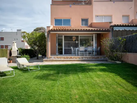 Maison familiale 3 étages, jardin, climatisation, près plage - Photo 1