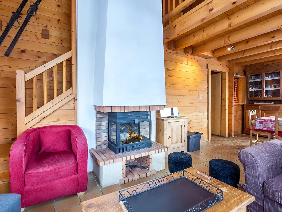 Chalet Piste du Soleil, 10 pers, cheminée, garage à La Clusaz - Photo 2