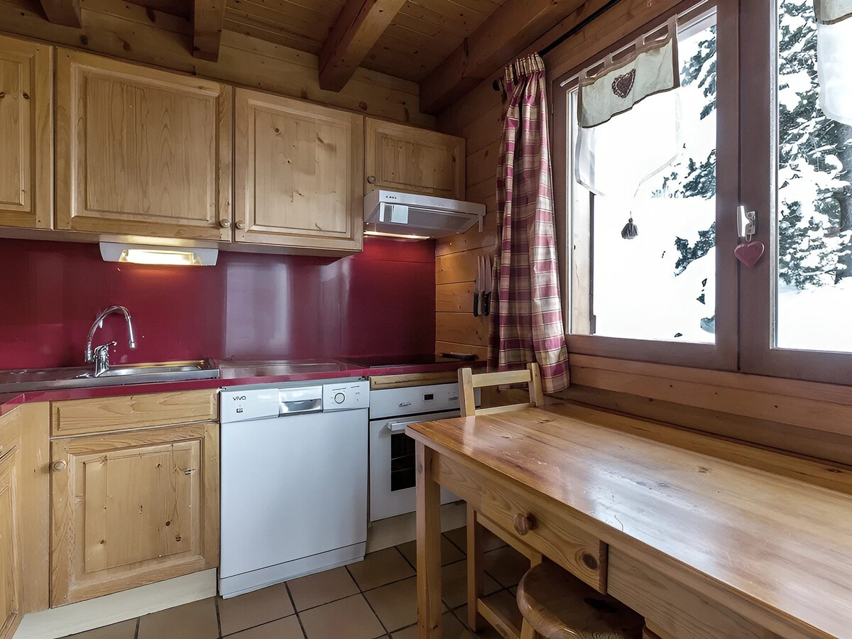 Chalet Piste du Soleil, 10 pers, cheminée, garage à La Clusaz - Photo 5