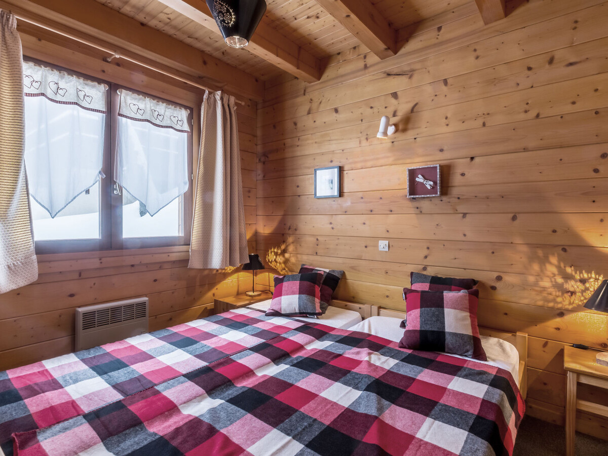 Chalet Piste du Soleil, 10 pers, cheminée, garage à La Clusaz - Photo 7