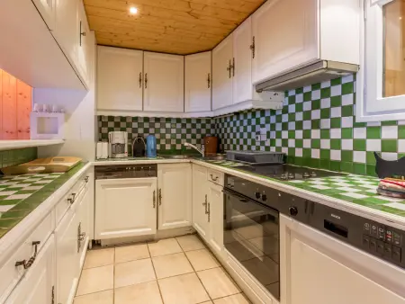 Chalet rustique chaleureux avec cheminée à Val-d'Isère - Photo 4