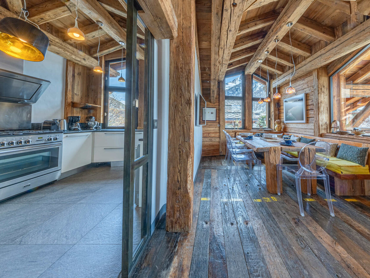 Chalet luxe 12 pers. piscine chauffée et hammam à Val-d'Isère - Photo 18
