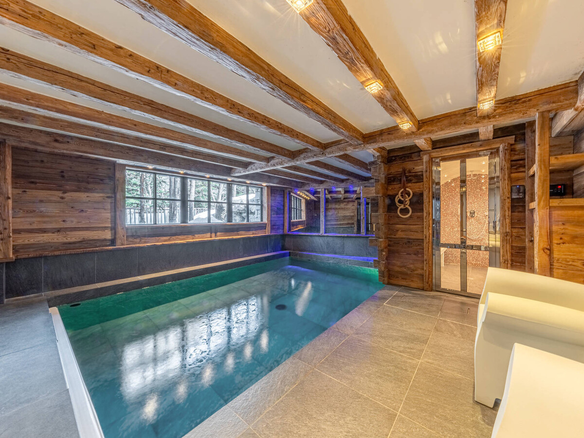 Chalet luxe 12 pers. piscine chauffée et hammam à Val-d'Isère - Photo 21