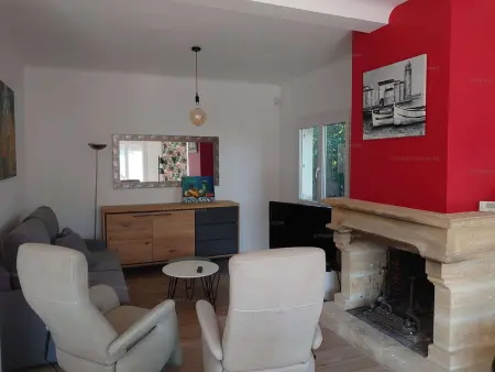 Appartement 2 terrasses et jardinet, vue collines à Collioure : photo 2