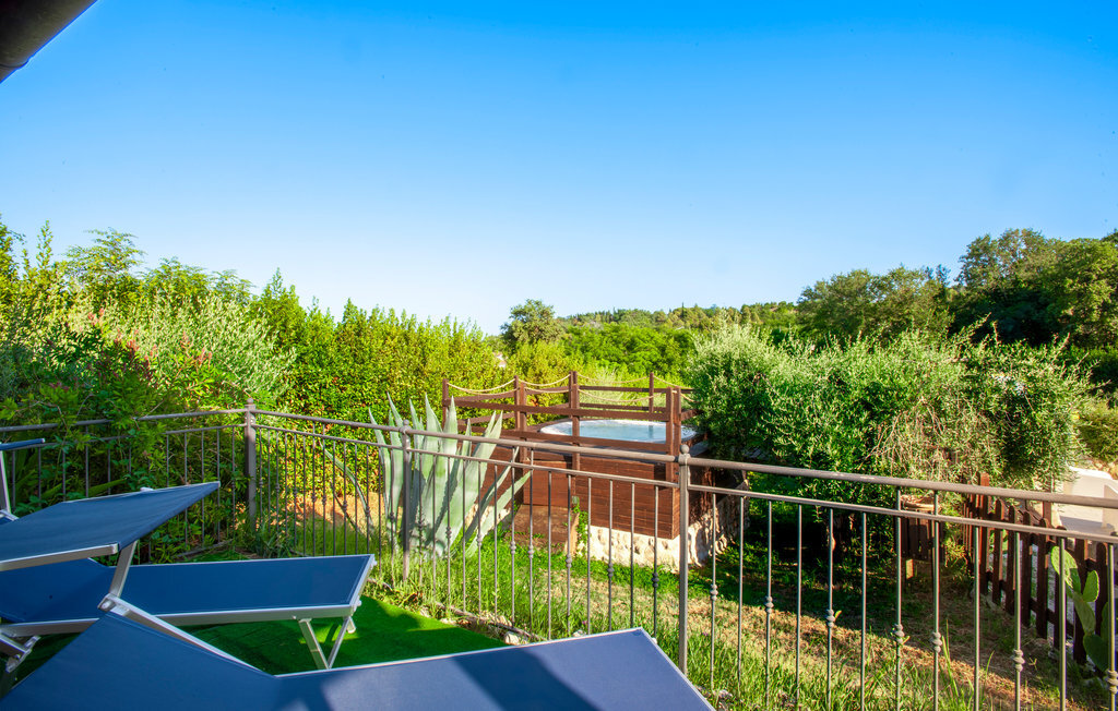 Maison rustique 4 pers. avec piscine partagée à San Giovanni - Photo 11
