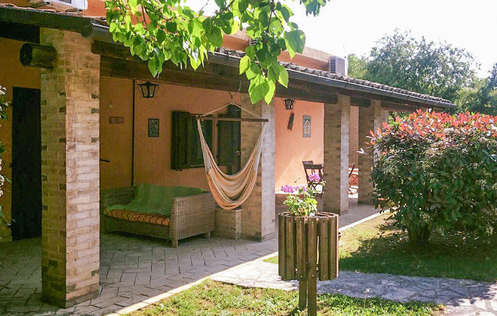 Maison rustique 45 m² avec piscine partagée à San Giovanni - Photo 2