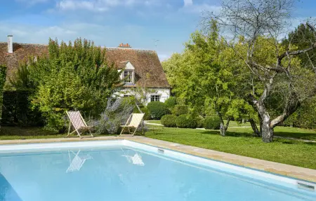 Maison 6 chambres avec piscine chauffée à Yèvre-la-Ville : photo 2