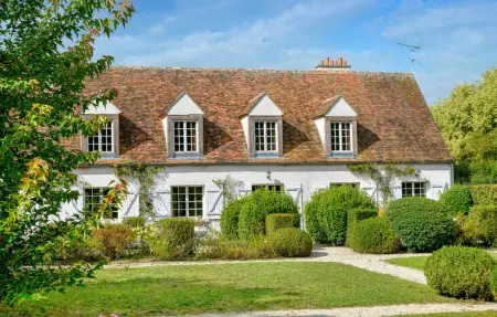 Maison 6 chambres avec piscine chauffée à Yèvre-la-Ville : photo 11