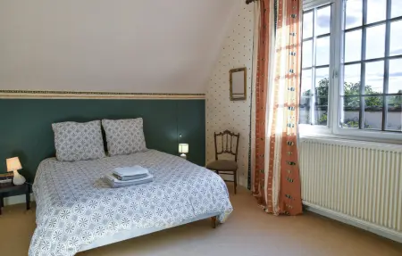 Maison 6 chambres avec piscine chauffée à Yèvre-la-Ville : photo 19