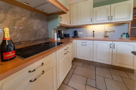 Maison 10 personnes à Lierneux avec bain à remous : photo 16