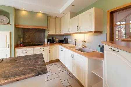 Maison 10 personnes à Lierneux avec bain à remous : photo 17