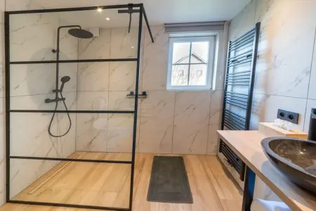 Maison 10 personnes à Lierneux avec bain à remous : photo 32