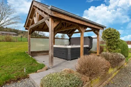 Maison 10 personnes à Lierneux avec bain à remous : photo 35