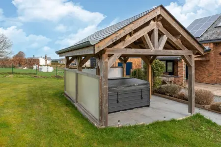 Maison 10 personnes à Lierneux avec bain à remous : photo 39