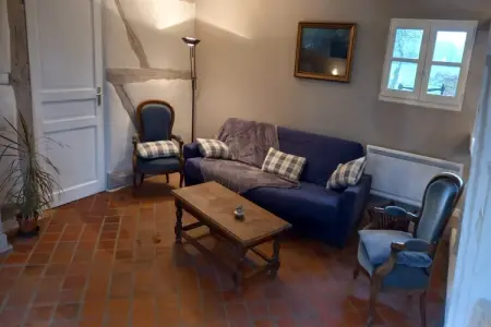 Maison de campagne rénovée à Devay, 5 personnes : photo 8