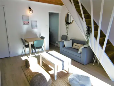 Location maison à Sarzeau, Maison rénovée 4 pers à 200m de la plage avec wifi, jardin, barbecue, et garage vélos