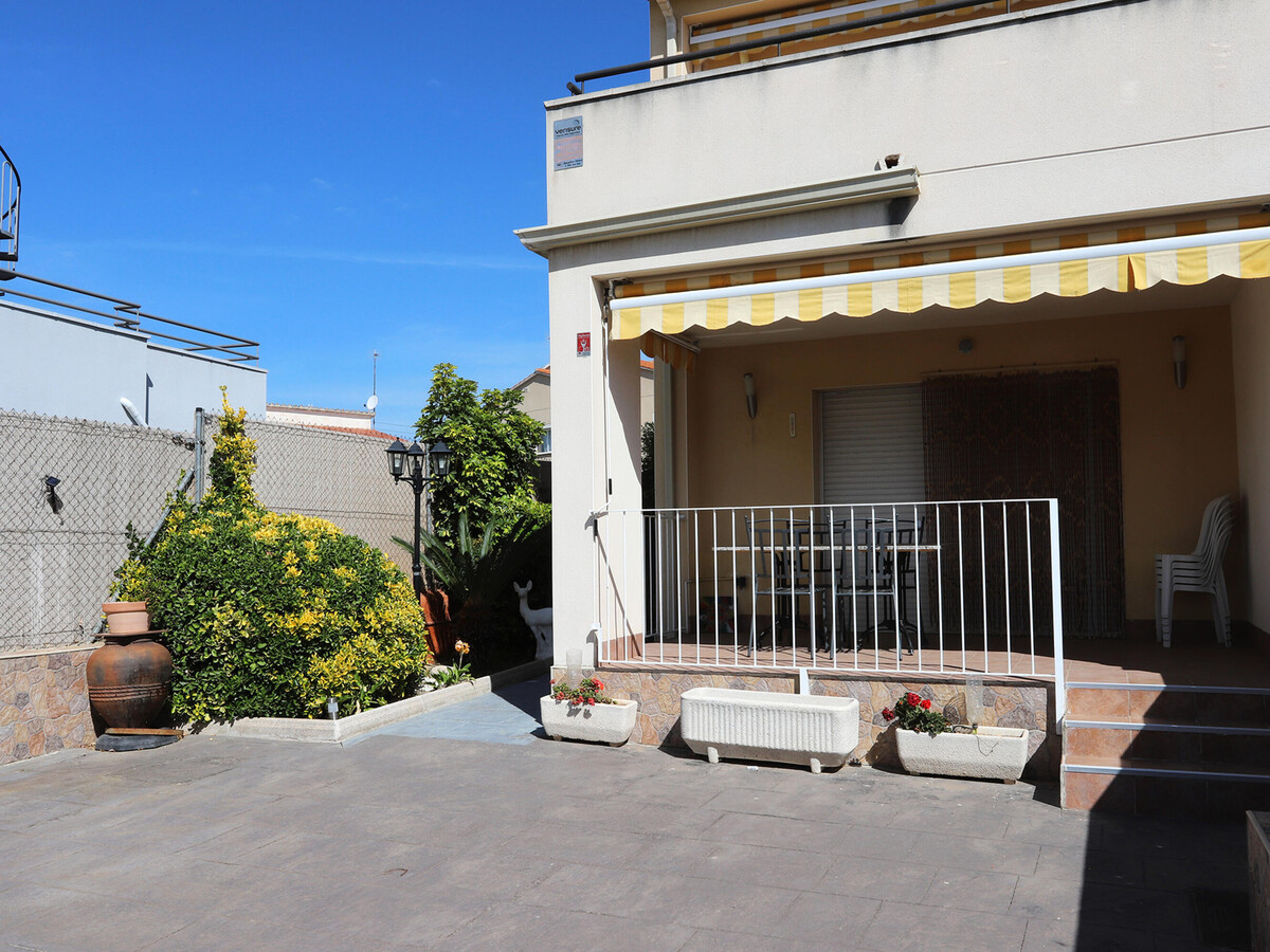 Maison 2 étages Creixell, piscine à 90m, 6 personnes - Photo 5