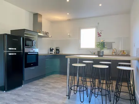 Gîte rénové au cœur du Vignoble Nantais, proche Hellfest, terrasse, jardin clos, parking, vélos à dispo - Photo 2