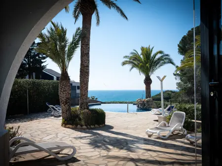 Villa Familiale Moderne avec Piscine Privée et Climatisation - Photo 8