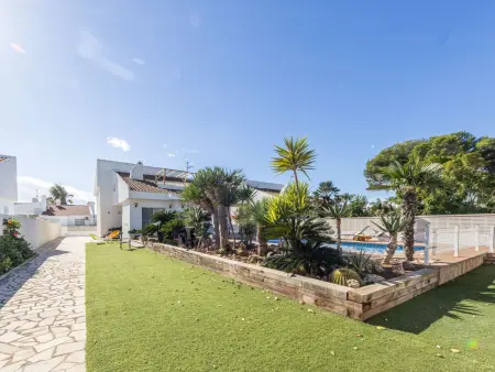 Maison Silvia – 4 chambres, piscine à 20 m de la mer : photo 40