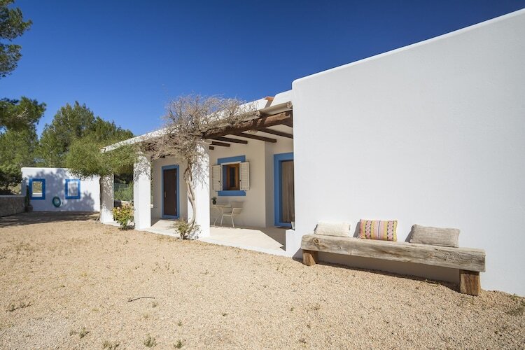 Ses Savines – Maison minimaliste 130 m² avec piscine - Photo 13