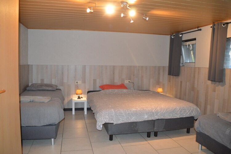 La Ferm'Anne, maison 14 personnes avec piscine intérieure à Verviers - Photo 10