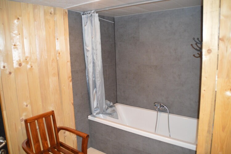 La Ferm'Anne, maison 14 personnes avec piscine intérieure à Verviers - Photo 15