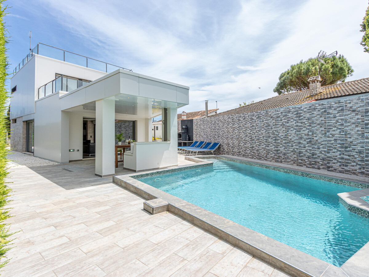 Villa moderne 6 pers. avec piscine privée à Sant Pere Pescador - Photo 3