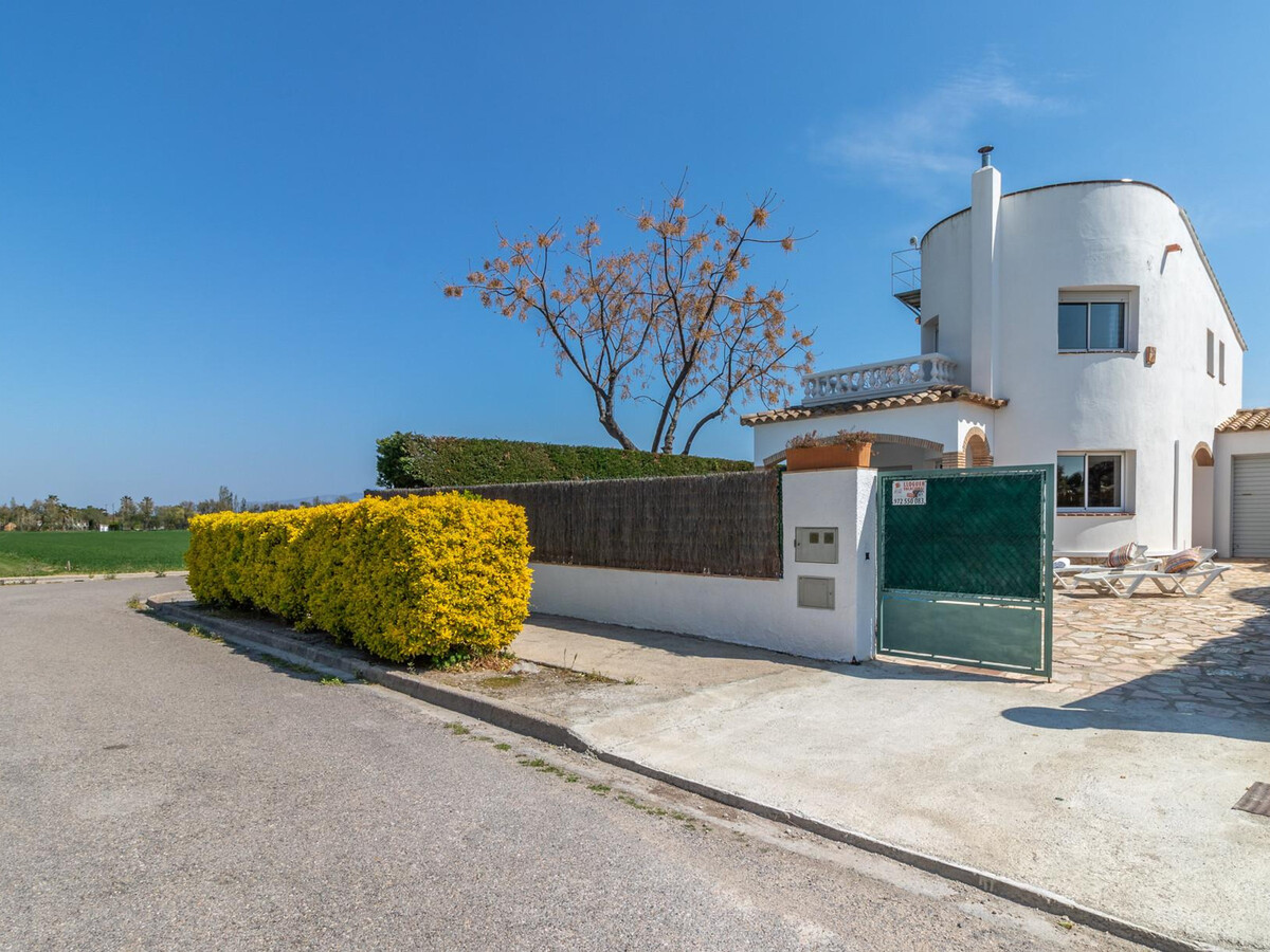 Villa 3 chambres avec piscine et solarium à Sant Pere Pescador - Photo 6
