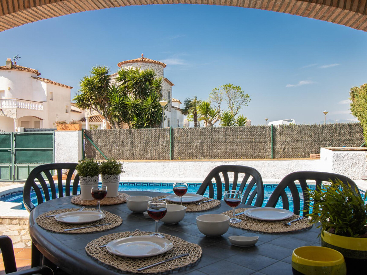 Villa 3 chambres avec piscine et solarium à Sant Pere Pescador - Photo 10