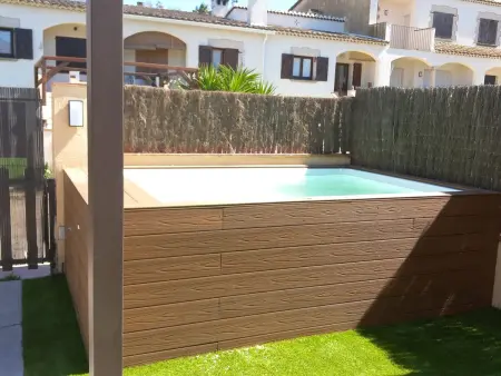Location maison à Sant Pere Pescador, Maison cosy avec clim, barbecue, wifi et parking - à 500m de la plage