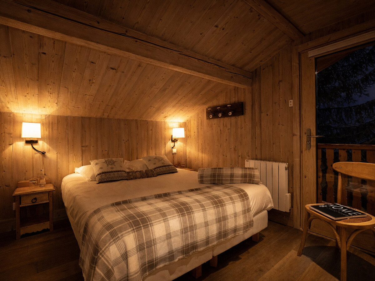 Chalet Genépi La Tania - 12 pers, jacuzzi, sauna, cinéma - Photo 3