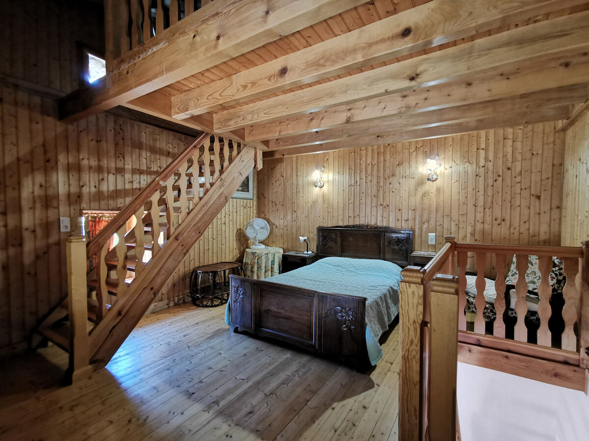 Gîte XVIe siècle à Lorlanges, cour, terrain et pêche privée - Photo 3
