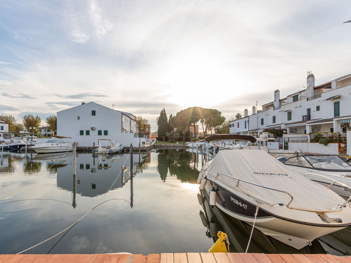 Port Currican : maison canal à Empuriabrava - Photo 23