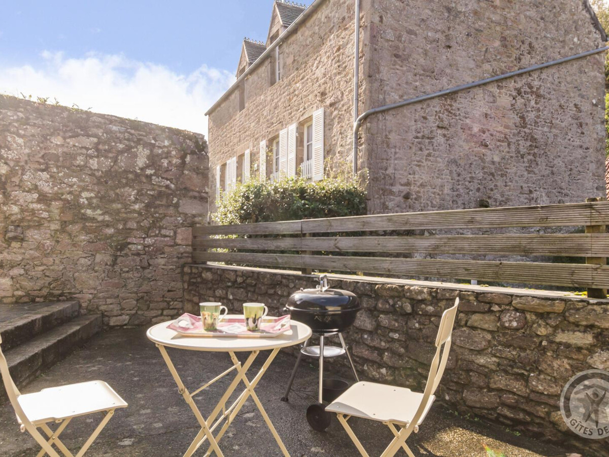 Gîte La Vallace à Omonville-la-Rogue, cour privée - Photo 2