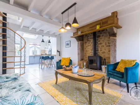Maisonnette avec poêle, jardin clos et vue mer à Vicq : photo 9