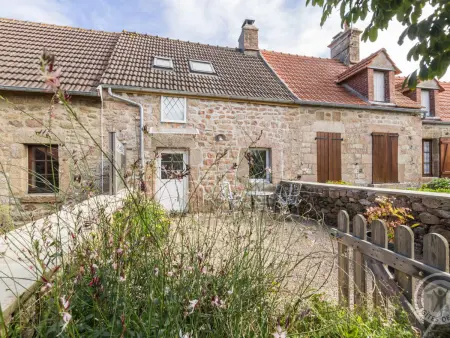 Maisonnette avec poêle, jardin clos et vue mer à Vicq : photo 18