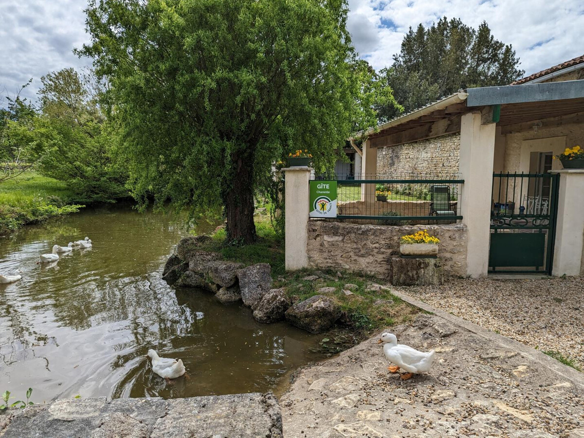 Gite Charentais 4 pers. avec Jardin Clos et Accueil Chevaux - Photo 25