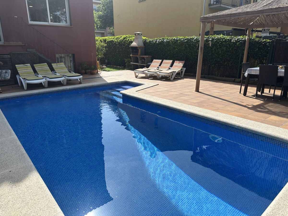 La Victoria, maison 3 niveaux avec piscine à Palafrugell - Photo 26