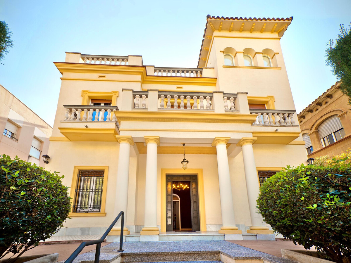 Villa Victoria Barcelona – 550 m² spa, piscine et salle de jeux - Photo 2