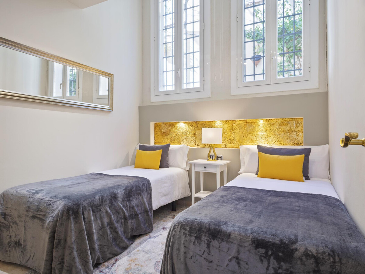 Villa Victoria Barcelona – 550 m² spa, piscine et salle de jeux - Photo 11