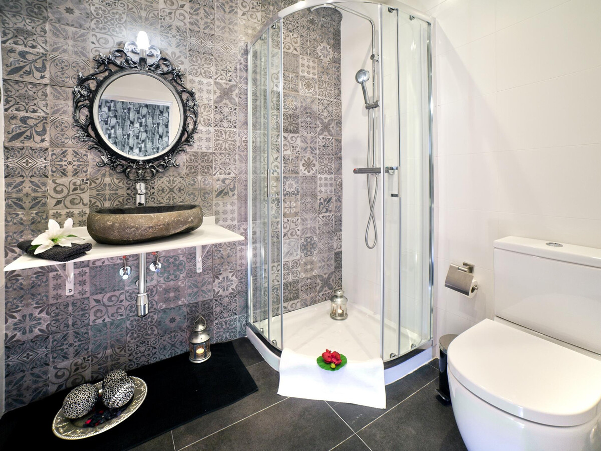 Villa Victoria Barcelona – 550 m² spa, piscine et salle de jeux - Photo 19