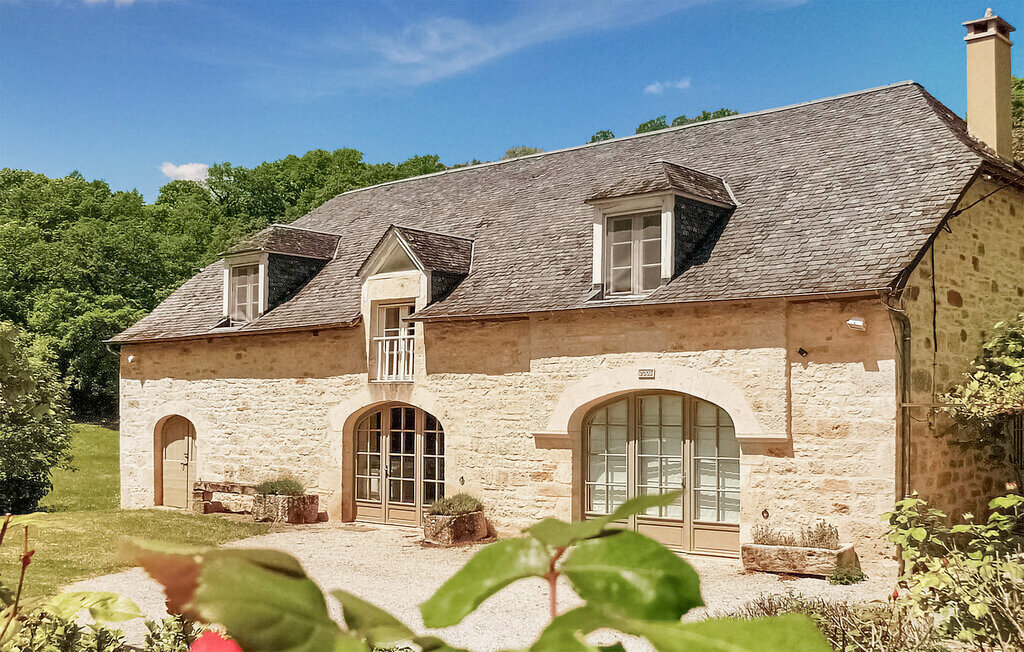Maison de vacances du 19ème siècle avec piscine à Sarrazac - Photo 12