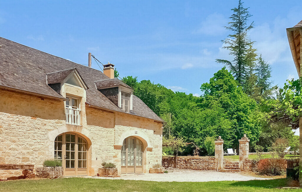 Maison de vacances du 19ème siècle avec piscine à Sarrazac - Photo 13