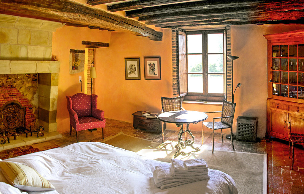 Maison rustique au Château de la Barre, Conflans sur Anille - Photo 4