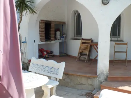 Villa avec piscine privée et jardin pour 6/8 personnes à Castelló d'Empúries, Espagne - Photo 2